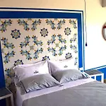 Bella Hotel