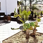 Bella Hotel