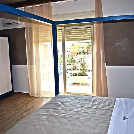 Otel Bella 3*