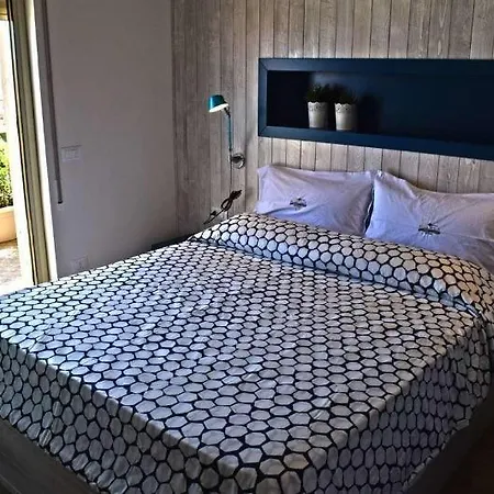 Bella Bed & Breakfast 3*