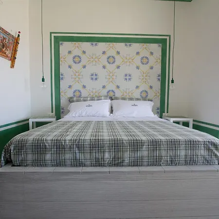 Bella Bed & Breakfast